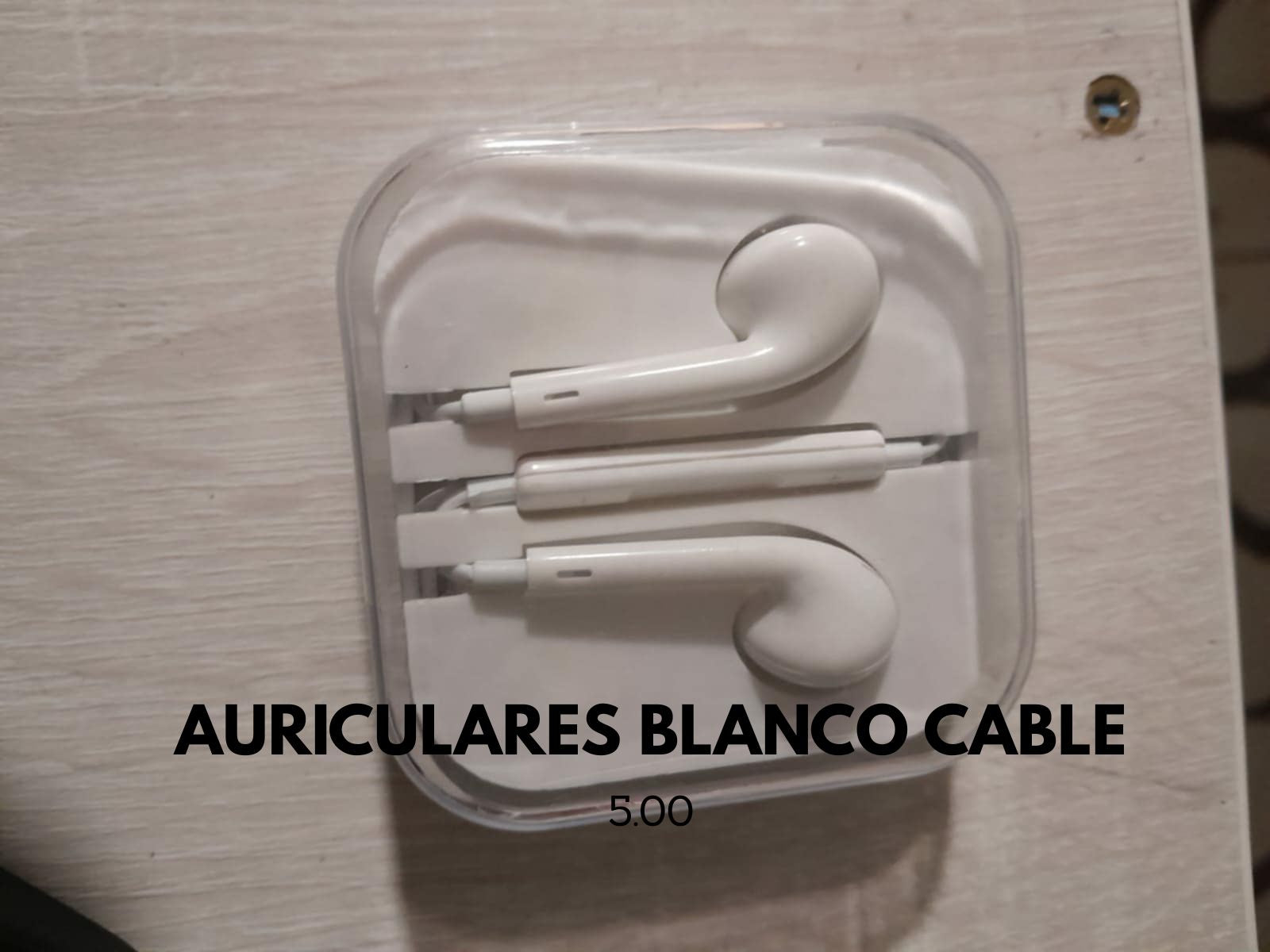 AURICULAR BLANCO CON CABLE